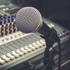 Как открыть студию звукозаписи в городе-миллионнике и не потеряться среди конкурентов: опыт одного бизнесмена Как открыть студию звукозаписи в городе-миллионнике и не потеряться среди конкурентов: опыт одного бизнесмена